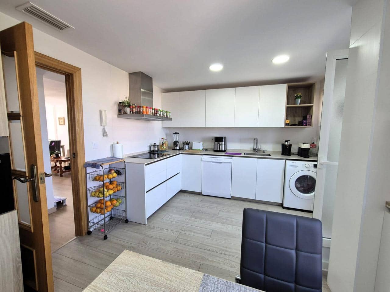 3 soveværelse Lejlighed til salg i Alicante by med swimmingpool garage - € 430.000 (Ref: 9069201)