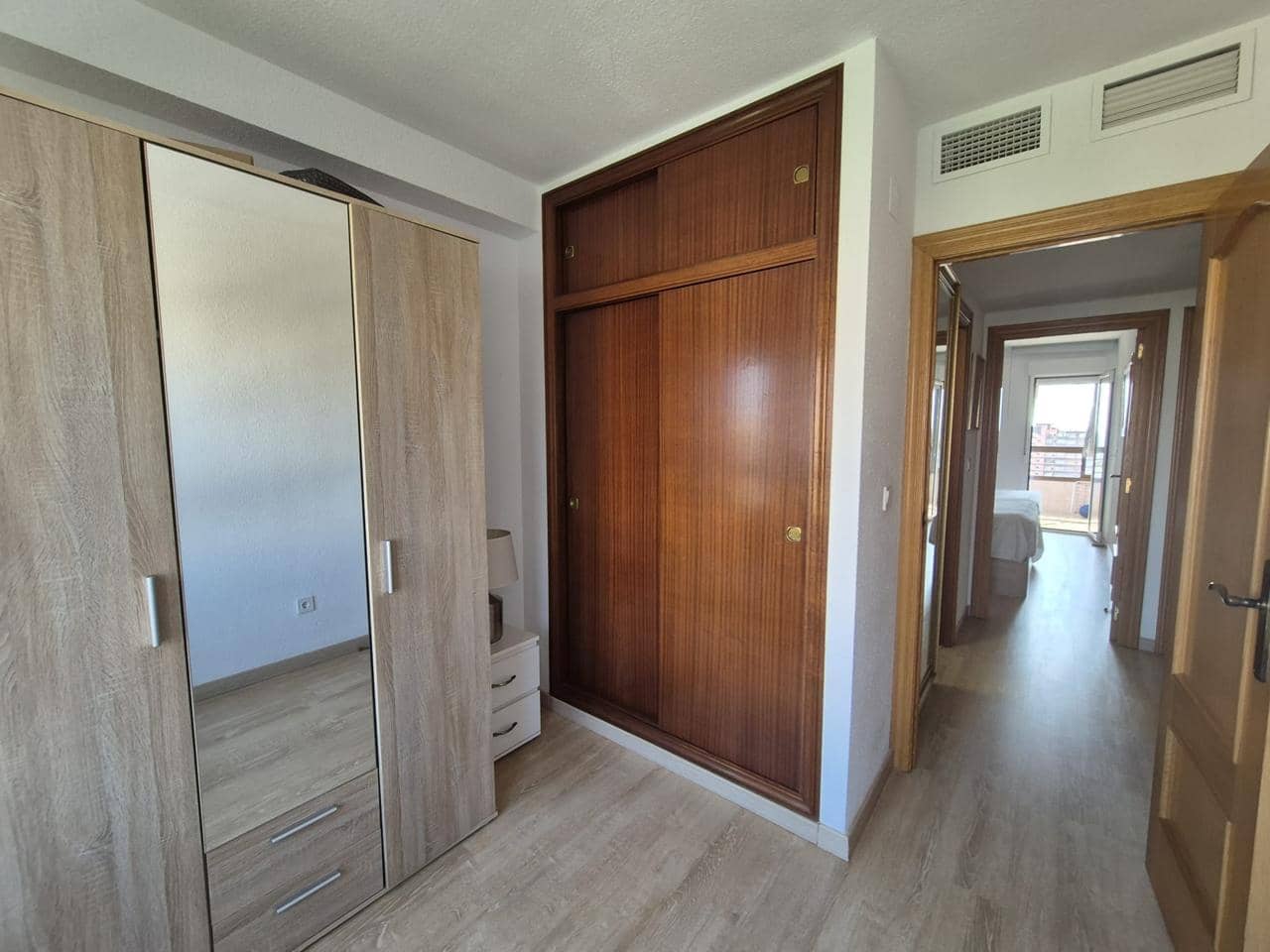 3 soveværelse Lejlighed til salg i Alicante by med swimmingpool garage - € 430.000 (Ref: 9069201)