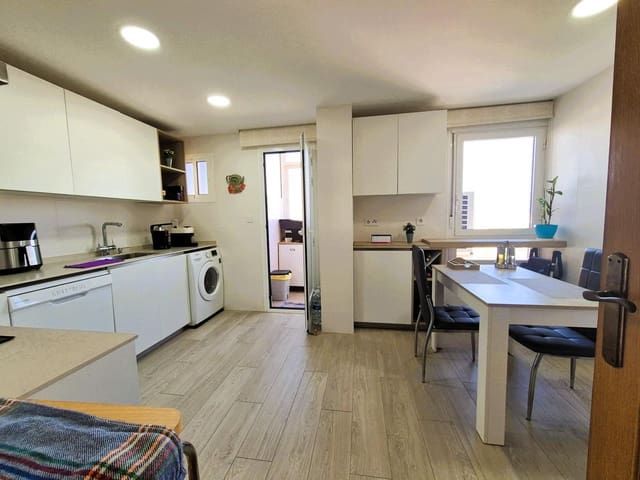 3 soveværelse Lejlighed til salg i Cabo de las Huertas, Alicante by med swimmingpool garage - € 430.000 (Ref: 9069201)