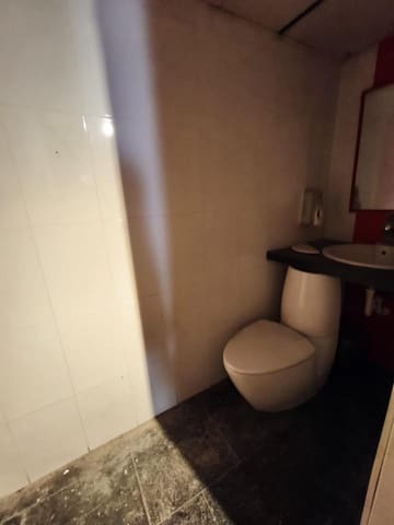 1 bedroom Business for sale in Ensanche - Diputacion, Alicante / Alacant city - € 220,000 (Ref: 9100014)