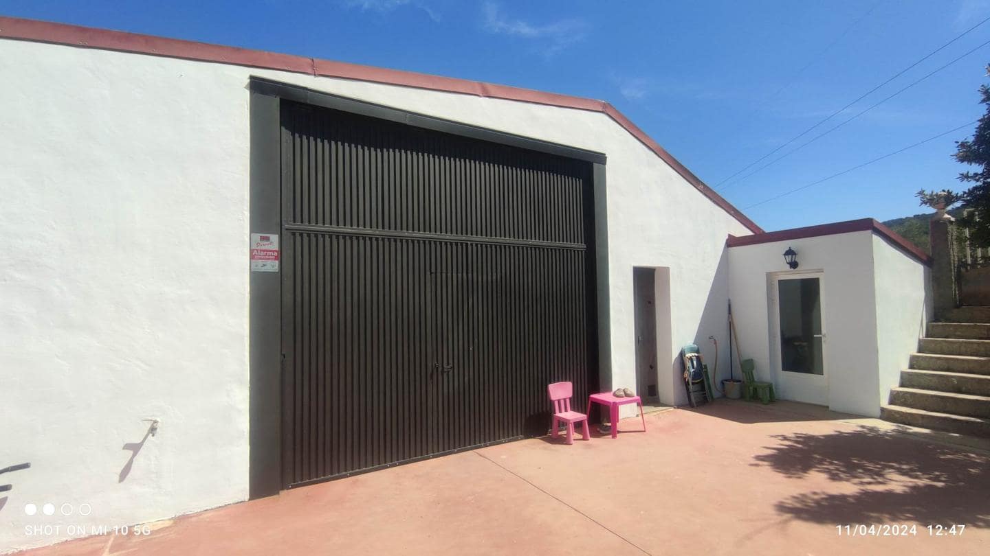 4 bedroom Villa for sale in Ibi with pool garage - € 395,000 (Ref: 9105914)