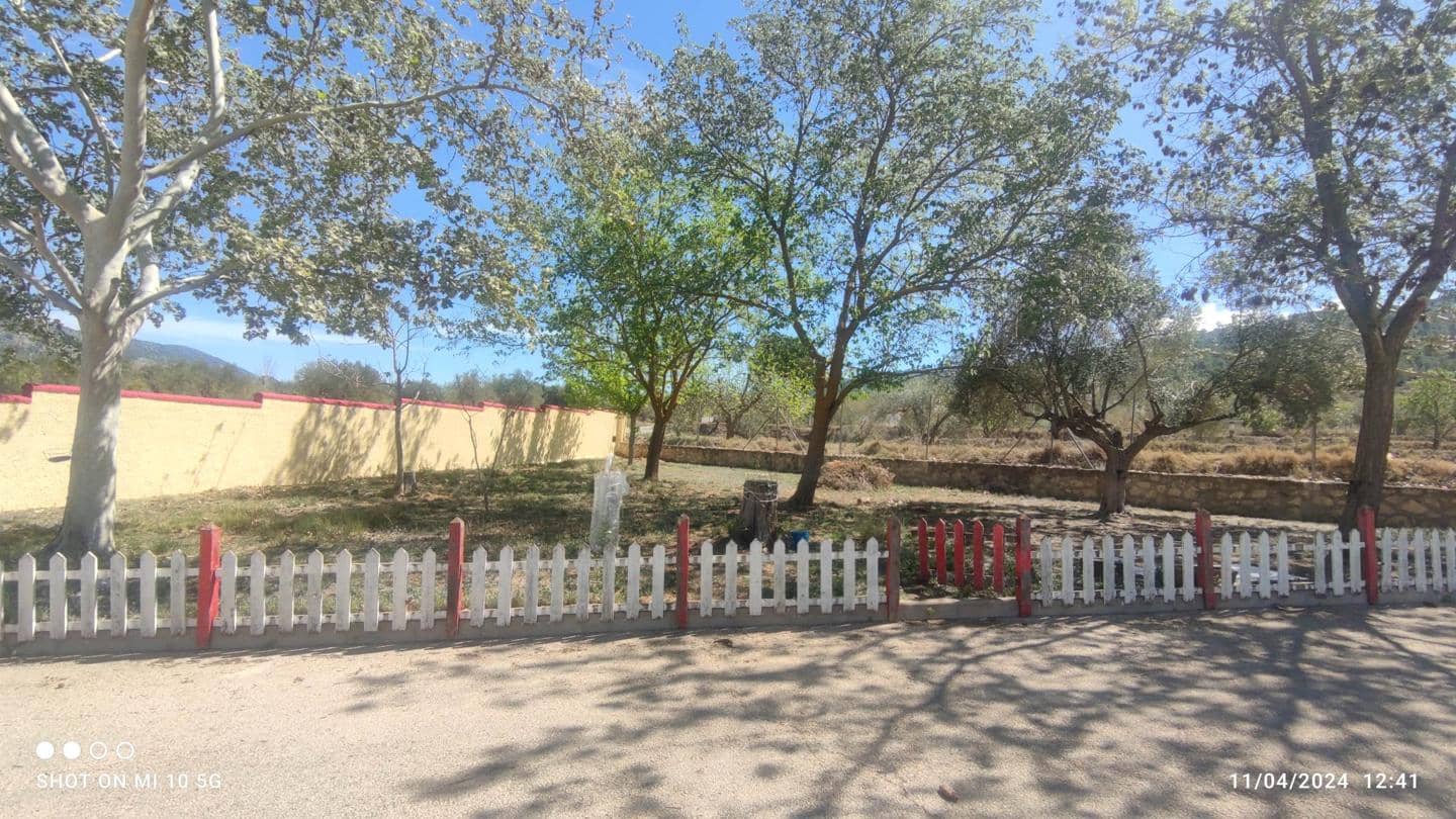 4 bedroom Villa for sale in Ibi with pool garage - € 395,000 (Ref: 9105914)