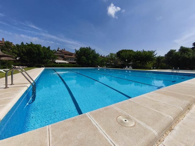 4 bedroom Villa for rent in San Juan de Alicante / Sant Joan d'Alacant - € 2,000 (Ref: 9136391)