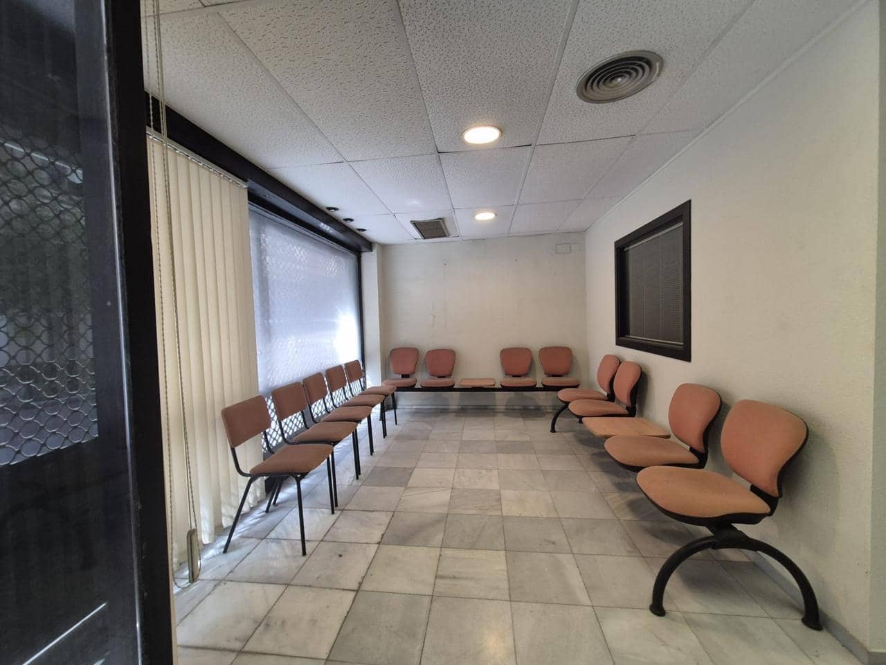 8 bedroom Business for sale in Alicante / Alacant city - € 510,000 (Ref: 9145755)