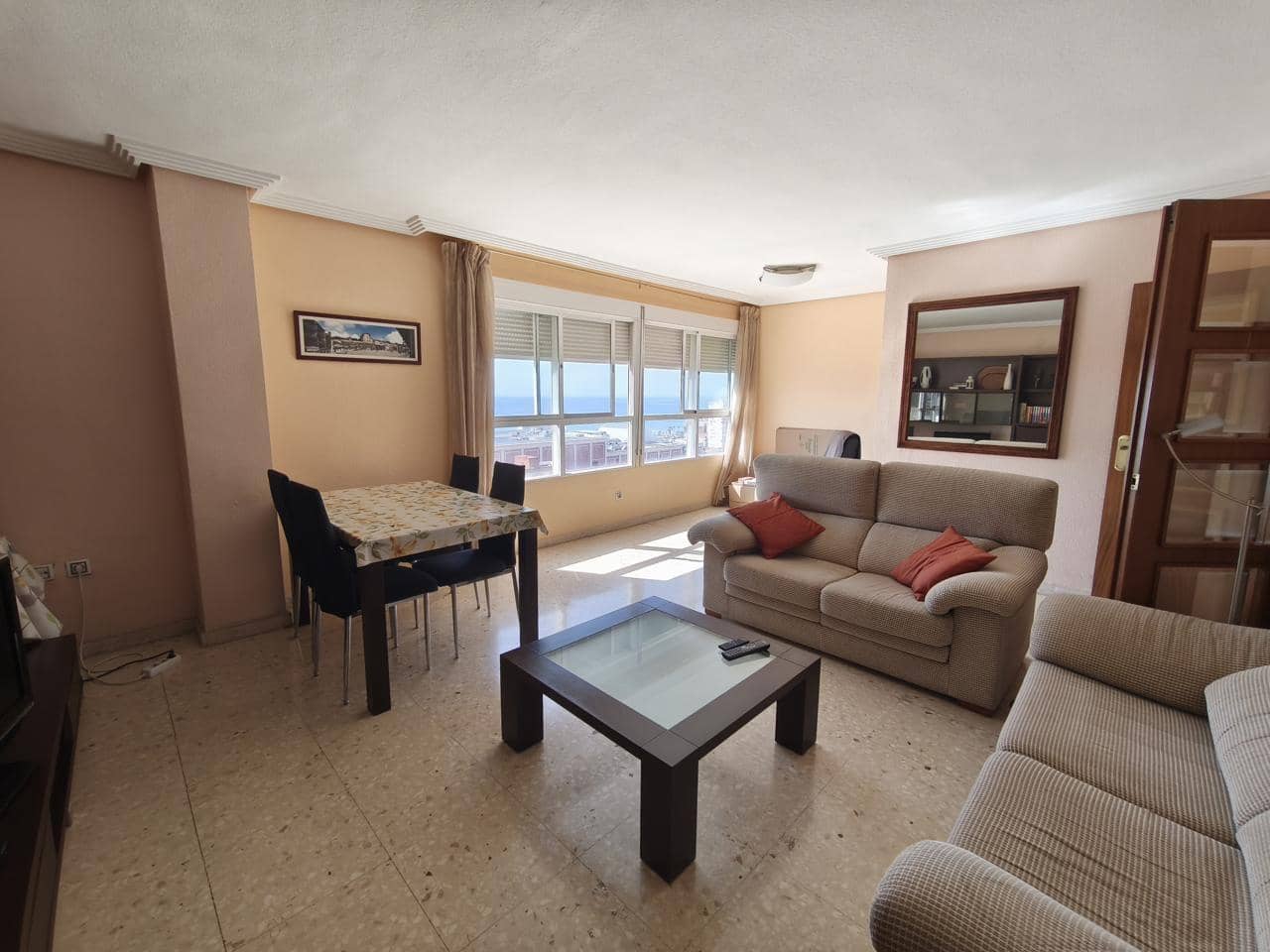 3 soveværelse Lejlighed til salg i Alicante by med garage - € 235.000 (Ref: 9160316)