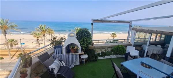 3 soverom Leilighet til salgs i Alicante by med svømmebasseng garasje - € 475 000 (Ref: 9162756)