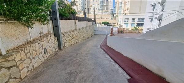 3 soverom Leilighet til salgs i Alicante by med svømmebasseng garasje - € 475 000 (Ref: 9162756)