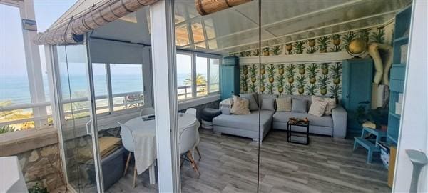 3 soverom Leilighet til salgs i Alicante by med svømmebasseng garasje - € 475 000 (Ref: 9162756)