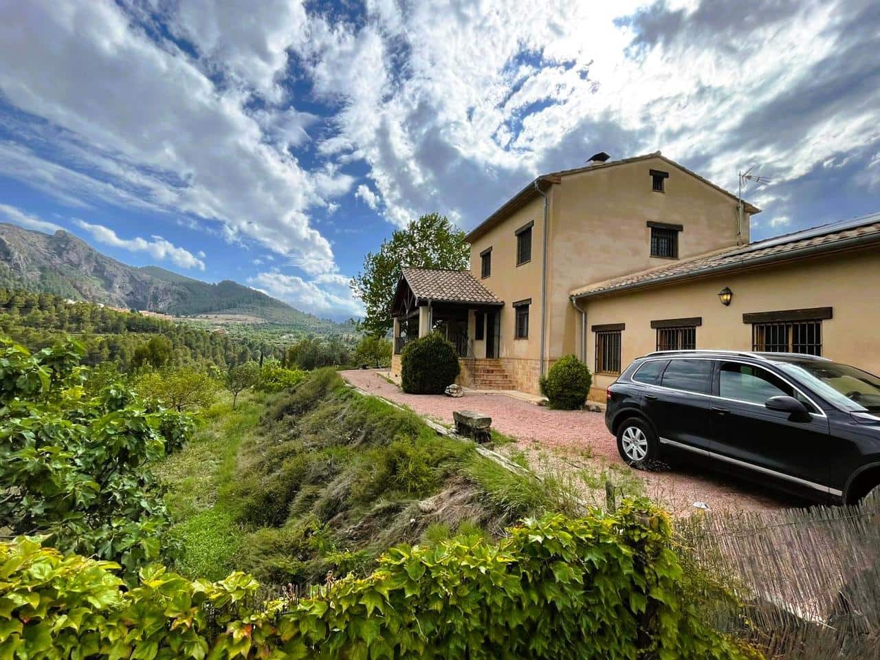 4 soveværelse Villa til salg i Penaguila med swimmingpool garage - € 750.000 (Ref: 9185985)