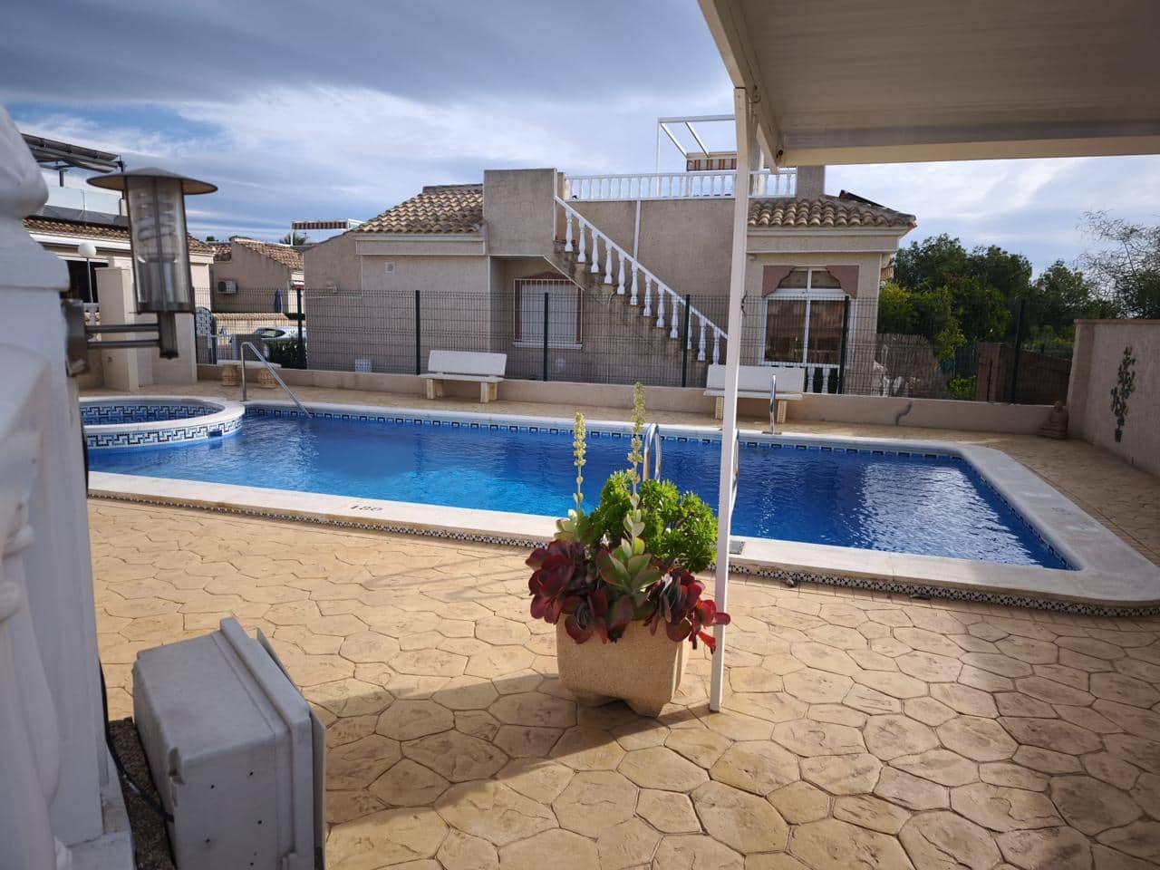 Chalet de 3 habitaciones en Algorfa en venta con piscina garaje - 179.000 € (Ref: 9187439)