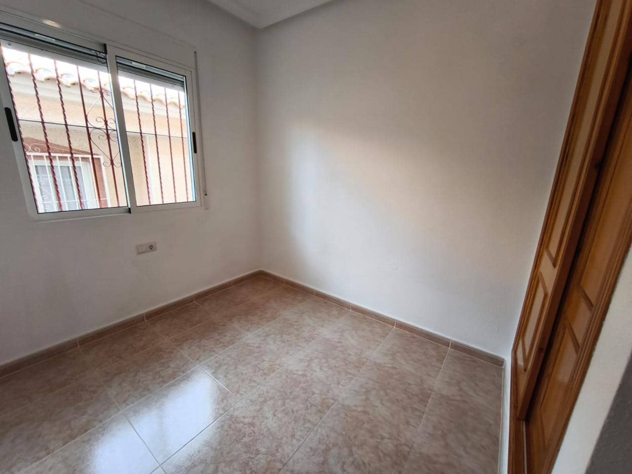 Chalet de 3 habitaciones en Algorfa en venta con piscina garaje - 179.000 € (Ref: 9187439)