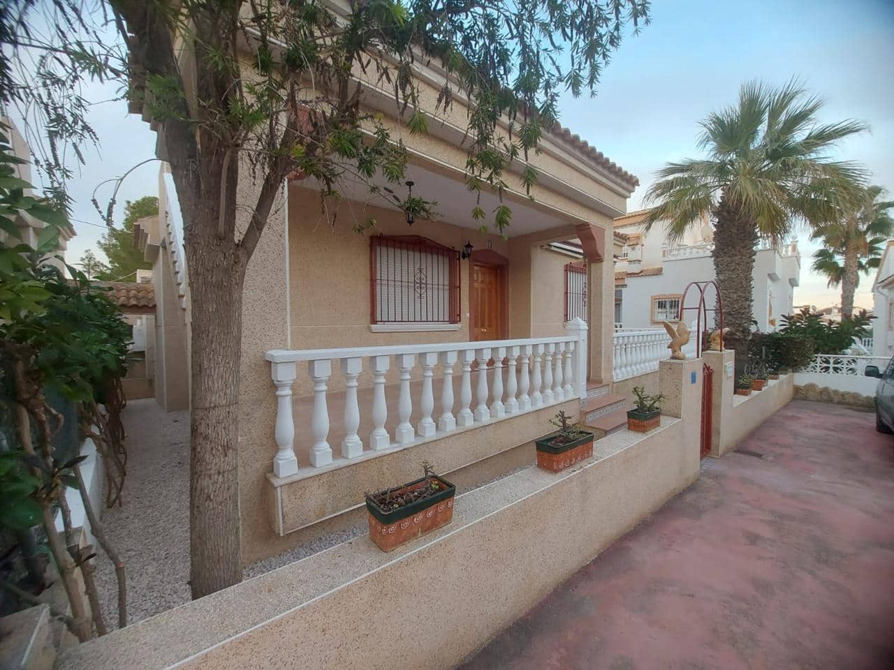Chalet de 3 habitaciones en Algorfa en venta con piscina garaje - 179.000 € (Ref: 9187439)