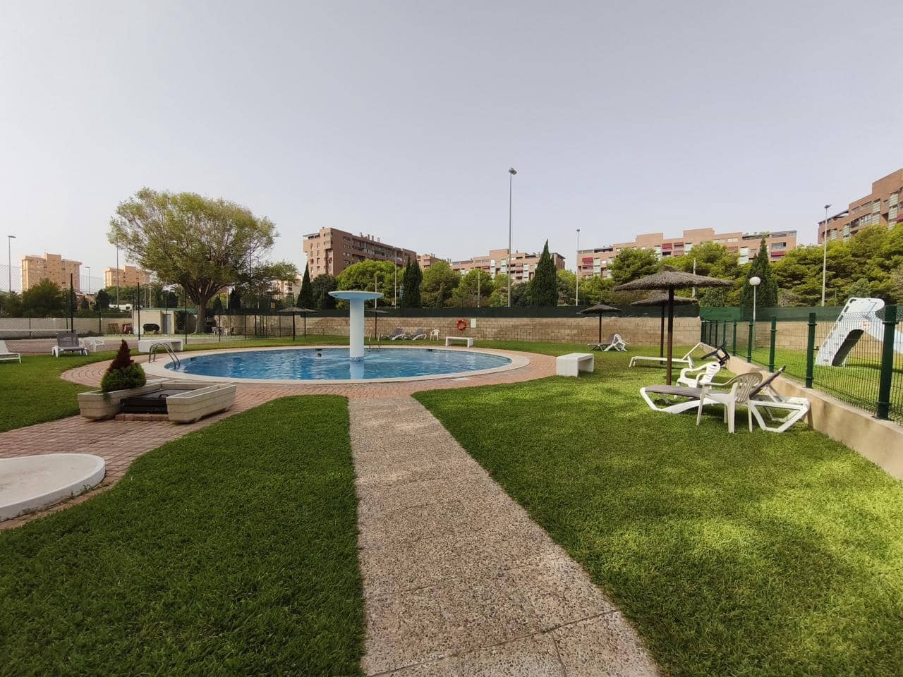 2 sypialnia Mieszkanie na sprzedaż w Miasto Alicante / Alacant z basenem garażem - 335 000 € (Ref: 9192999)