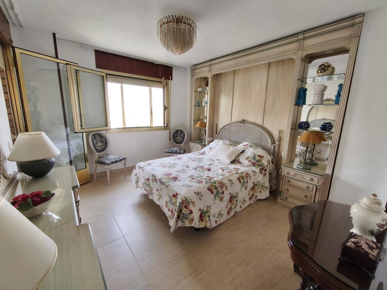 2 sypialnia Mieszkanie na sprzedaż w Miasto Alicante / Alacant z basenem garażem - 335 000 € (Ref: 9192999)