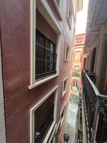 18 soveværelse Lejlighed til salg i Casco Antiguo - Sant Cruz - Ayuntamiento, Alicante by - € 780.000 (Ref: 9202040)