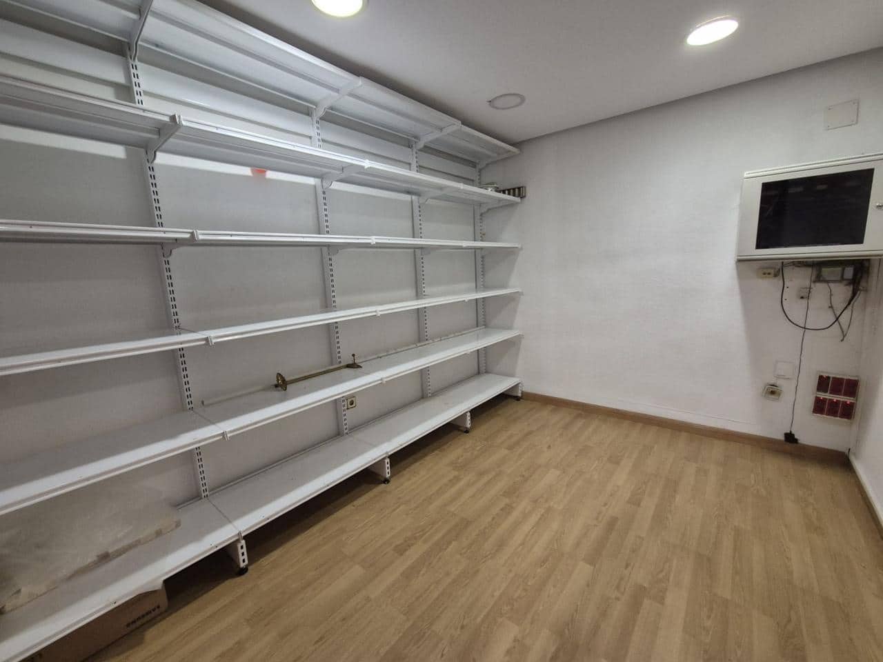 18 soverom Leilighet til salgs i Alicante by - € 780 000 (Ref: 9202040)