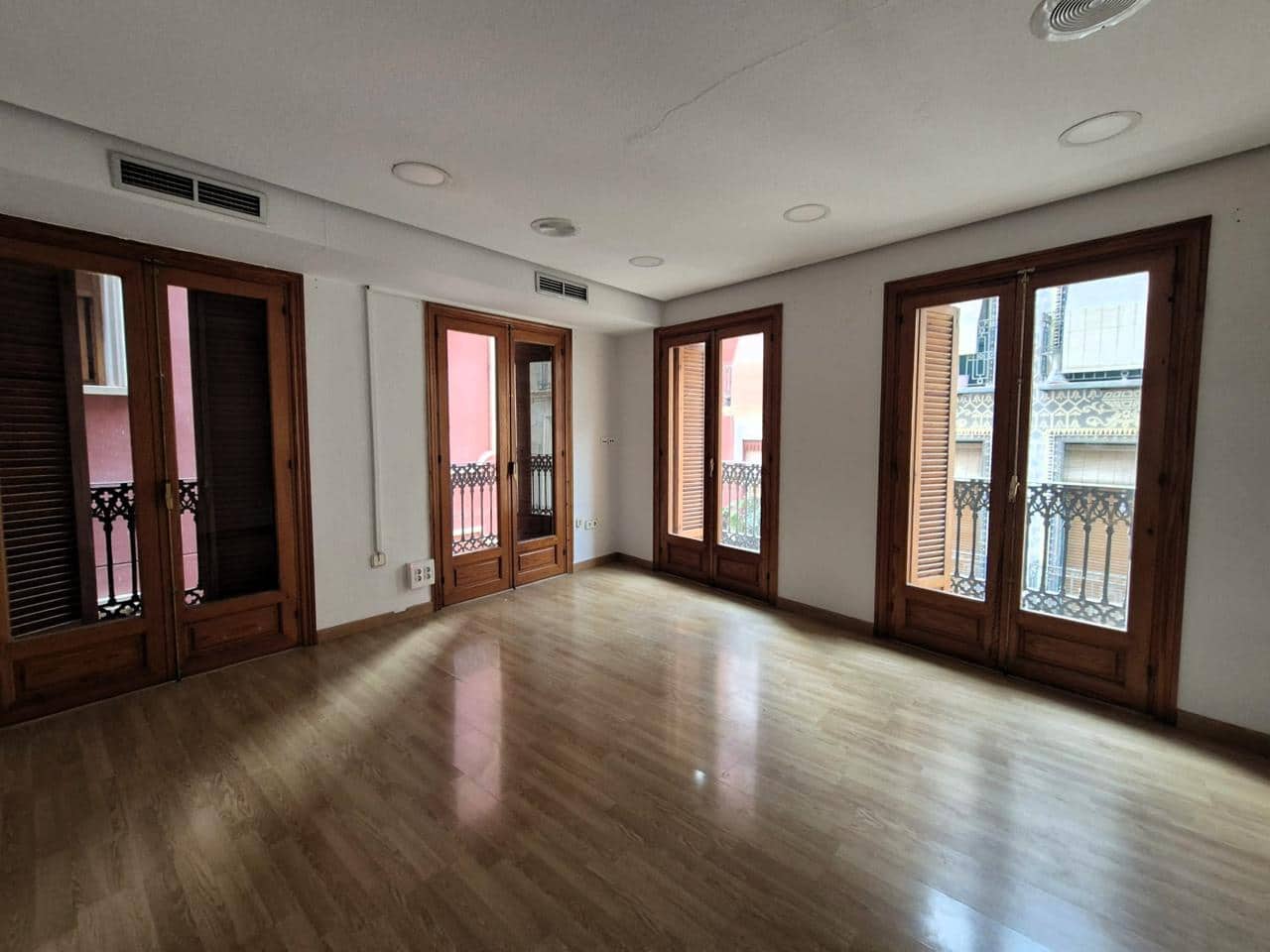 18 soverom Leilighet til salgs i Alicante by - € 780 000 (Ref: 9202040)