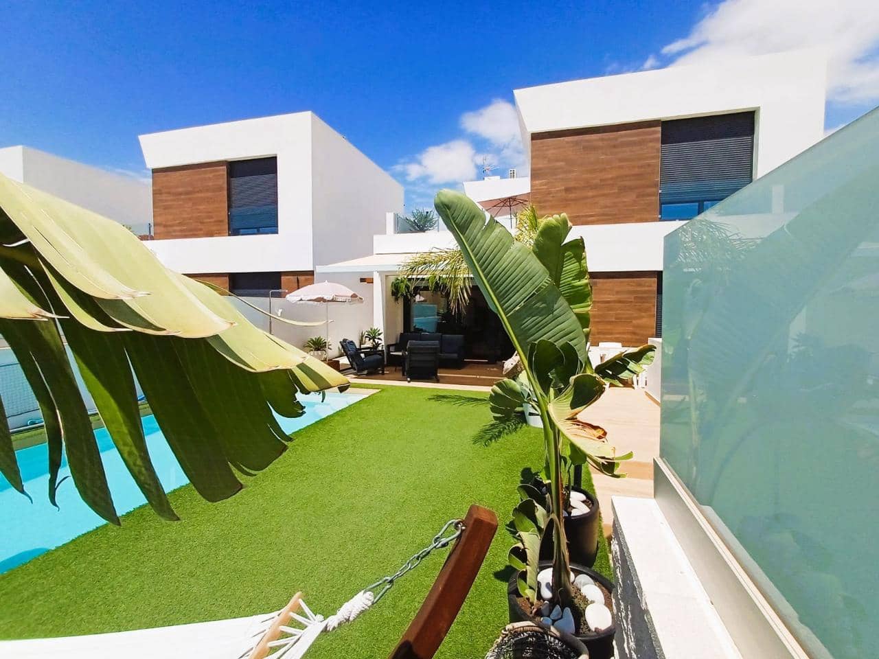 3 soveværelse Villa til salg i El Campello med swimmingpool garage - € 855.000 (Ref: 9205486)