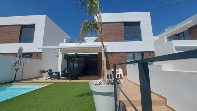 3 soveværelse Villa til salg i El Campello med swimmingpool garage - € 855.000 (Ref: 9205486)