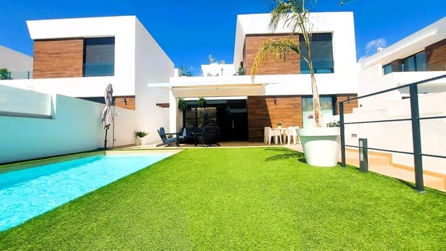 3 soveværelse Villa til salg i El Campello med swimmingpool garage - € 855.000 (Ref: 9205486)