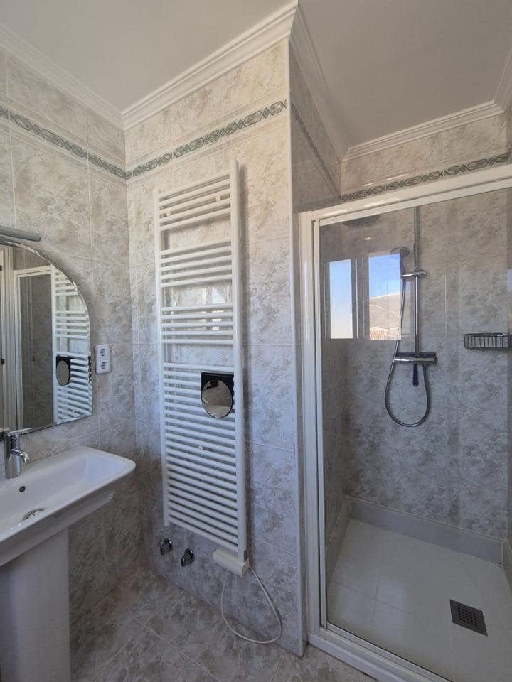 5 sypialnia Willa na sprzedaż w El Campello z basenem garażem - 1 500 000 € (Ref: 9232006)