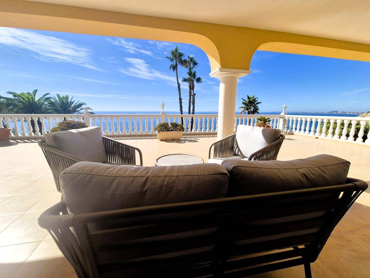 5 sypialnia Willa na sprzedaż w El Campello z basenem garażem - 1 500 000 € (Ref: 9232006)