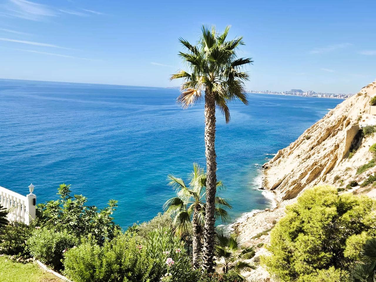 5 sypialnia Willa na sprzedaż w El Campello z basenem garażem - 1 500 000 € (Ref: 9232006)