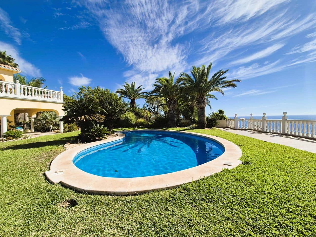 5 sypialnia Willa na sprzedaż w El Campello z basenem garażem - 1 500 000 € (Ref: 9232006)