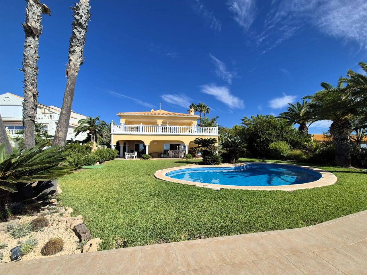 5 sypialnia Willa na sprzedaż w El Campello z basenem garażem - 1 500 000 € (Ref: 9232006)