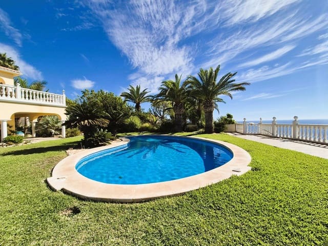 5 sypialnia Willa na sprzedaż w El Campello z basenem garażem - 1 500 000 € (Ref: 9232006)