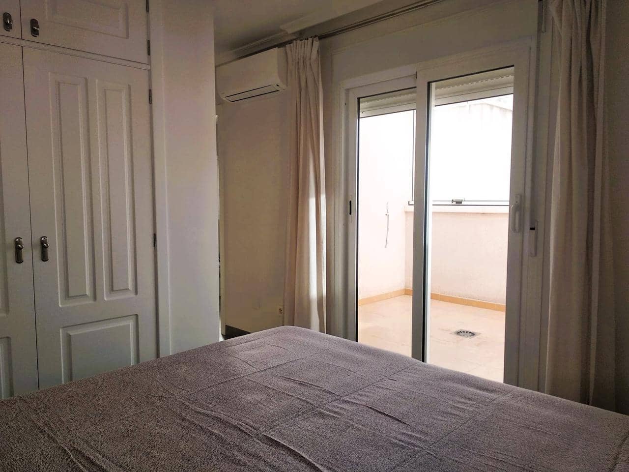 3 soverom Villa til salgs i Santa Pola med svømmebasseng - € 410 000 (Ref: 9267783)