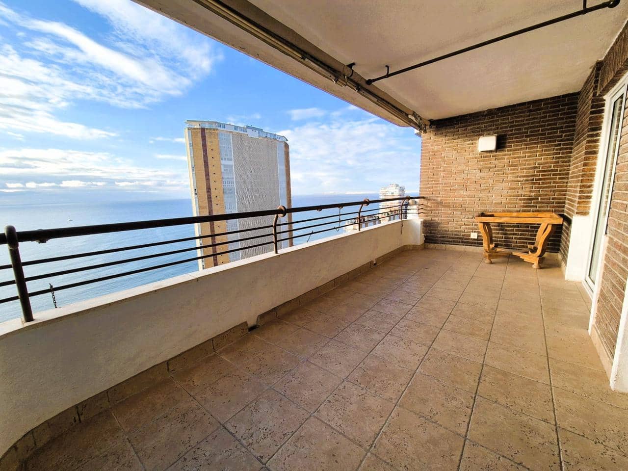 3 camera da letto Appartamento in vendita in Alicante citta con garage - 360.000 € (Rif: 9273060)