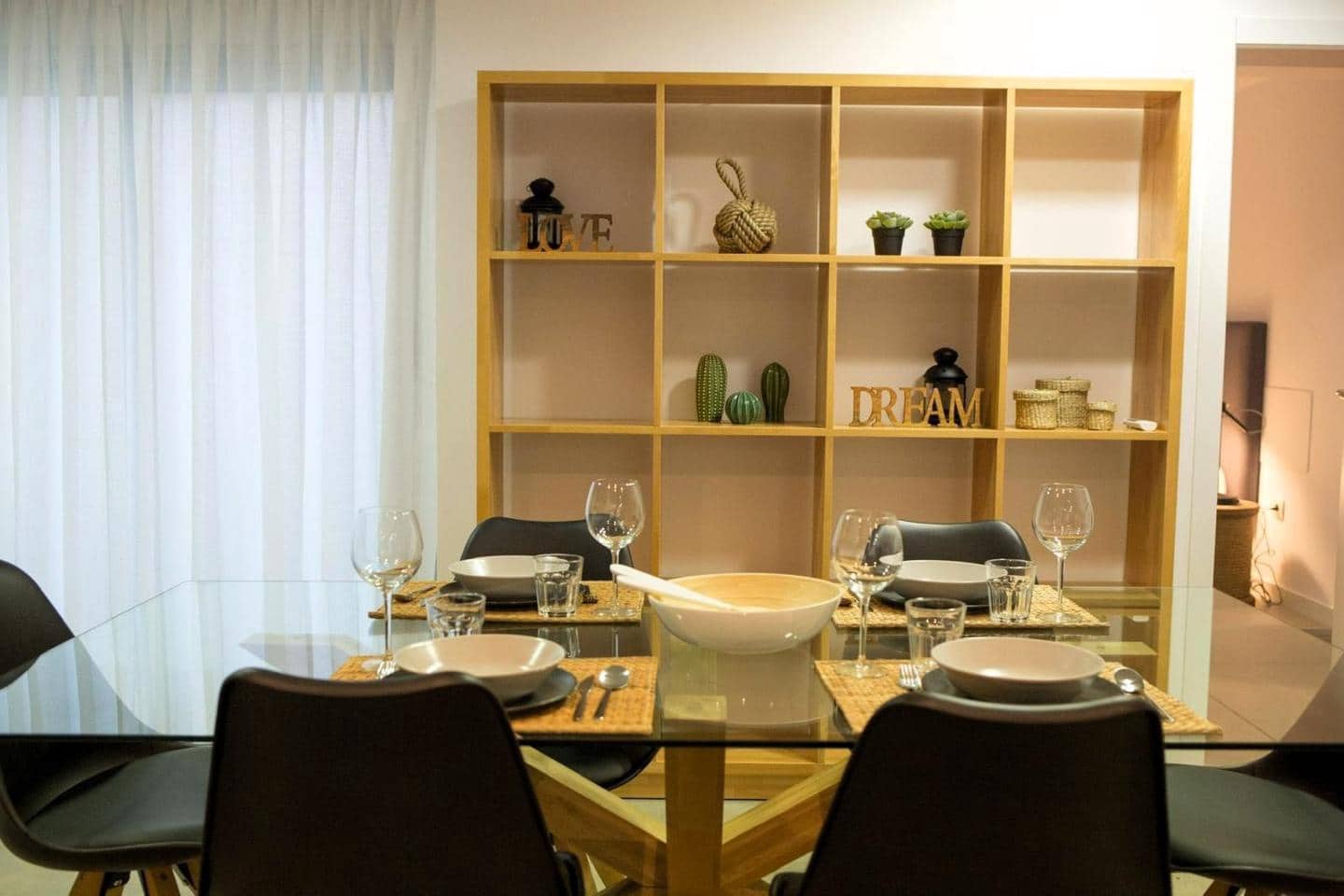 2 makuuhuone Asunto myytävänä paikassa Alicante kaupunki - 280 000 € (Ref: 9279599)