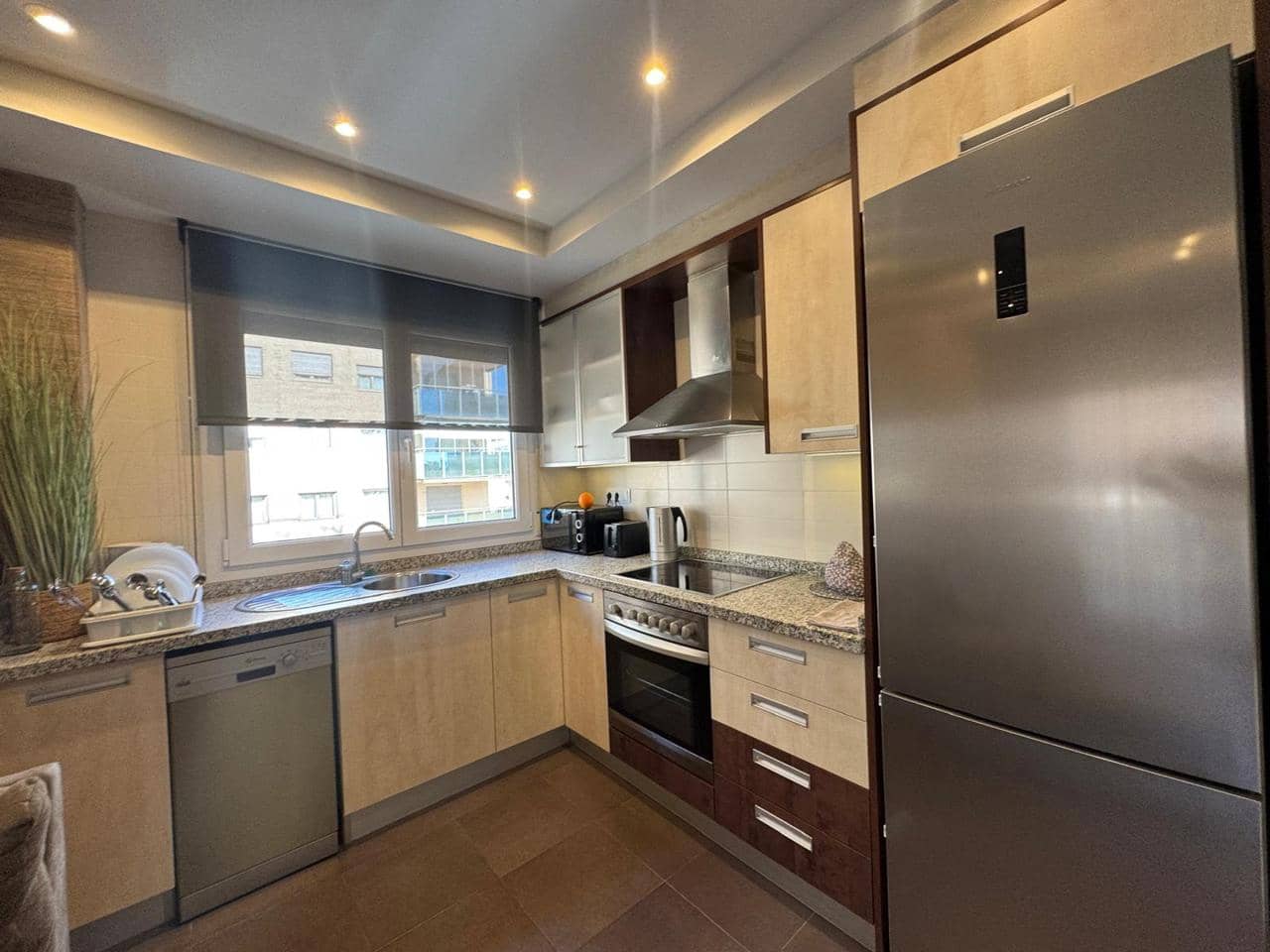 2 makuuhuone Asunto myytävänä paikassa El Campello - 305 000 € (Ref: 9307116)