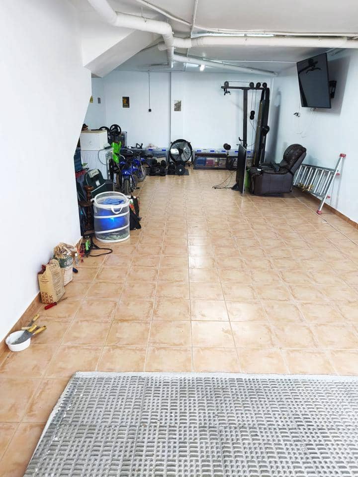 4 soverom Villa til salgs i Monforte del Cid med garasje - € 260 000 (Ref: 9316984)