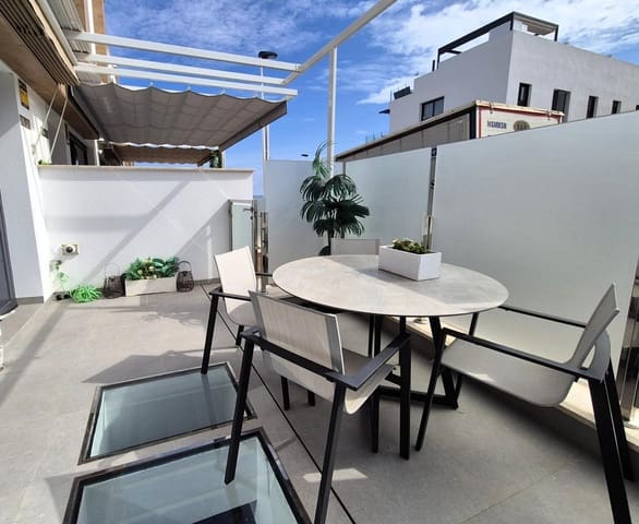 3 soverom Villa til salgs i Los Secanos, Guardamar del Segura med svømmebasseng garasje - € 449 000 (Ref: 9319998)