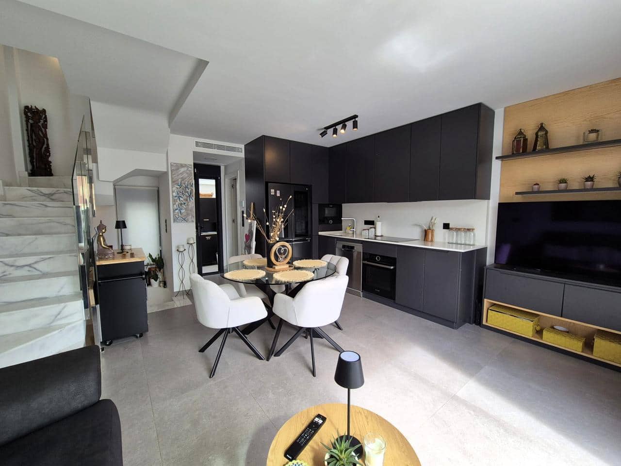 3 soverom Villa til salgs i Guardamar del Segura med svømmebasseng garasje - € 449 000 (Ref: 9319998)