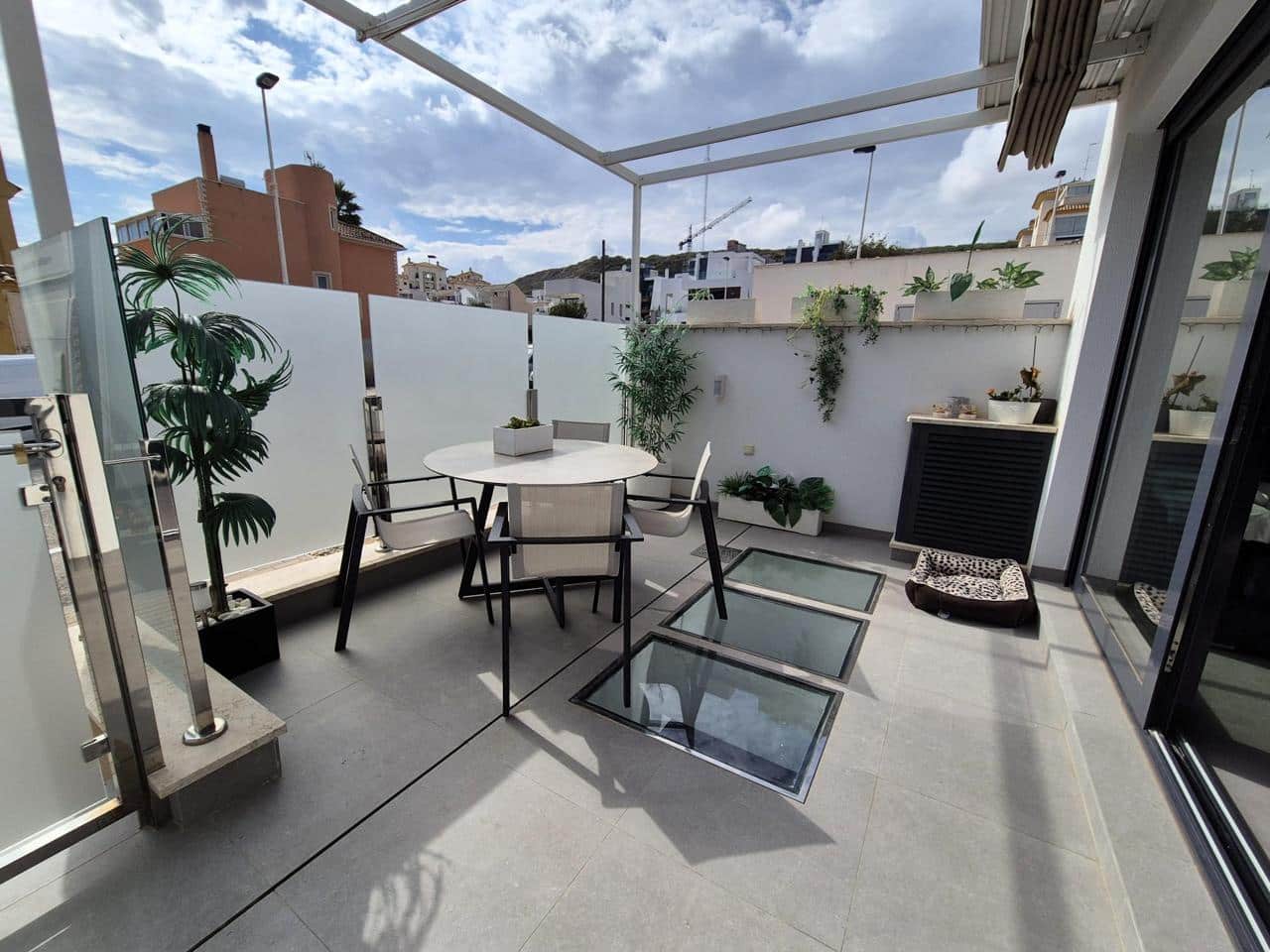 3 soverom Villa til salgs i Guardamar del Segura med svømmebasseng garasje - € 449 000 (Ref: 9319998)