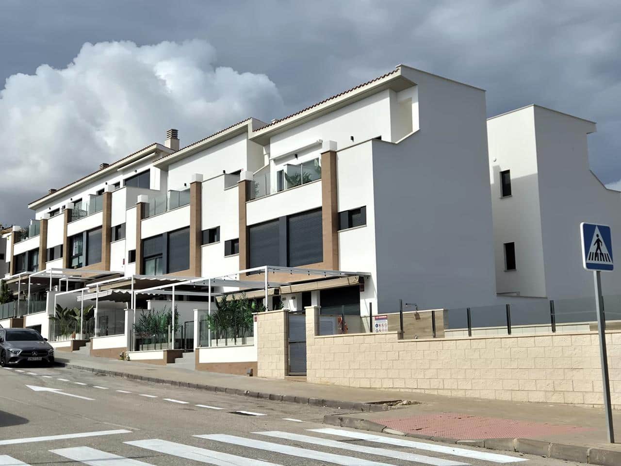 3 soverom Villa til salgs i Guardamar del Segura med svømmebasseng garasje - € 449 000 (Ref: 9319998)