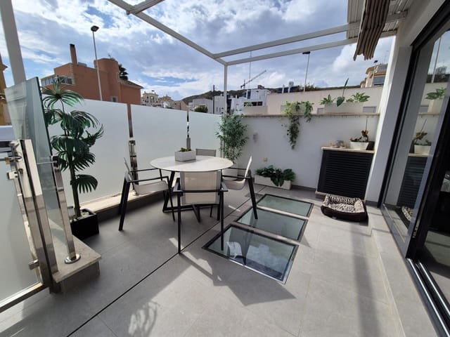 3 soverom Villa til salgs i Los Secanos, Guardamar del Segura med svømmebasseng garasje - € 449 000 (Ref: 9319998)