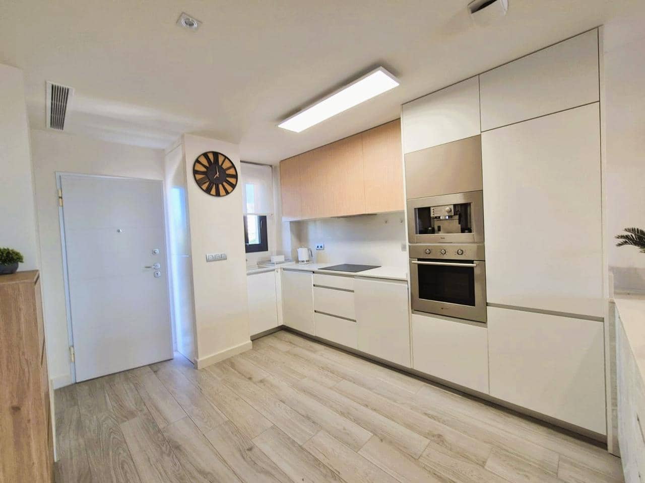 Piso de 2 habitaciones en Guardamar del Segura en venta con garaje - 270.000 € (Ref: 9336921)