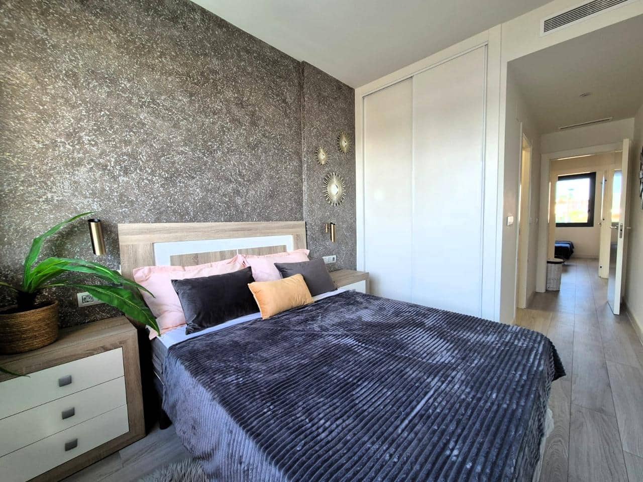 Piso de 2 habitaciones en Guardamar del Segura en venta con garaje - 270.000 € (Ref: 9336921)