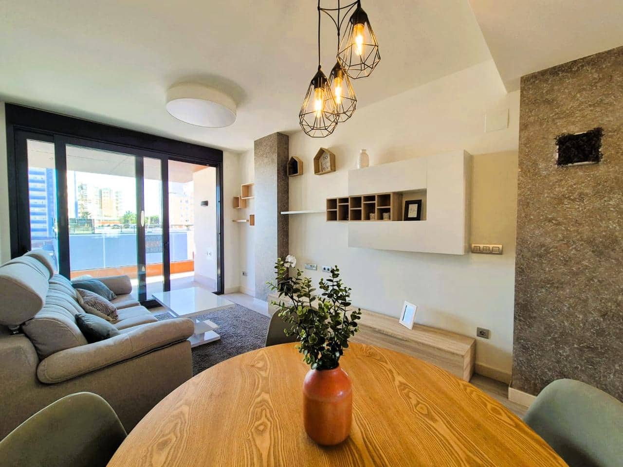 Piso de 2 habitaciones en Guardamar del Segura en venta con garaje - 270.000 € (Ref: 9336921)