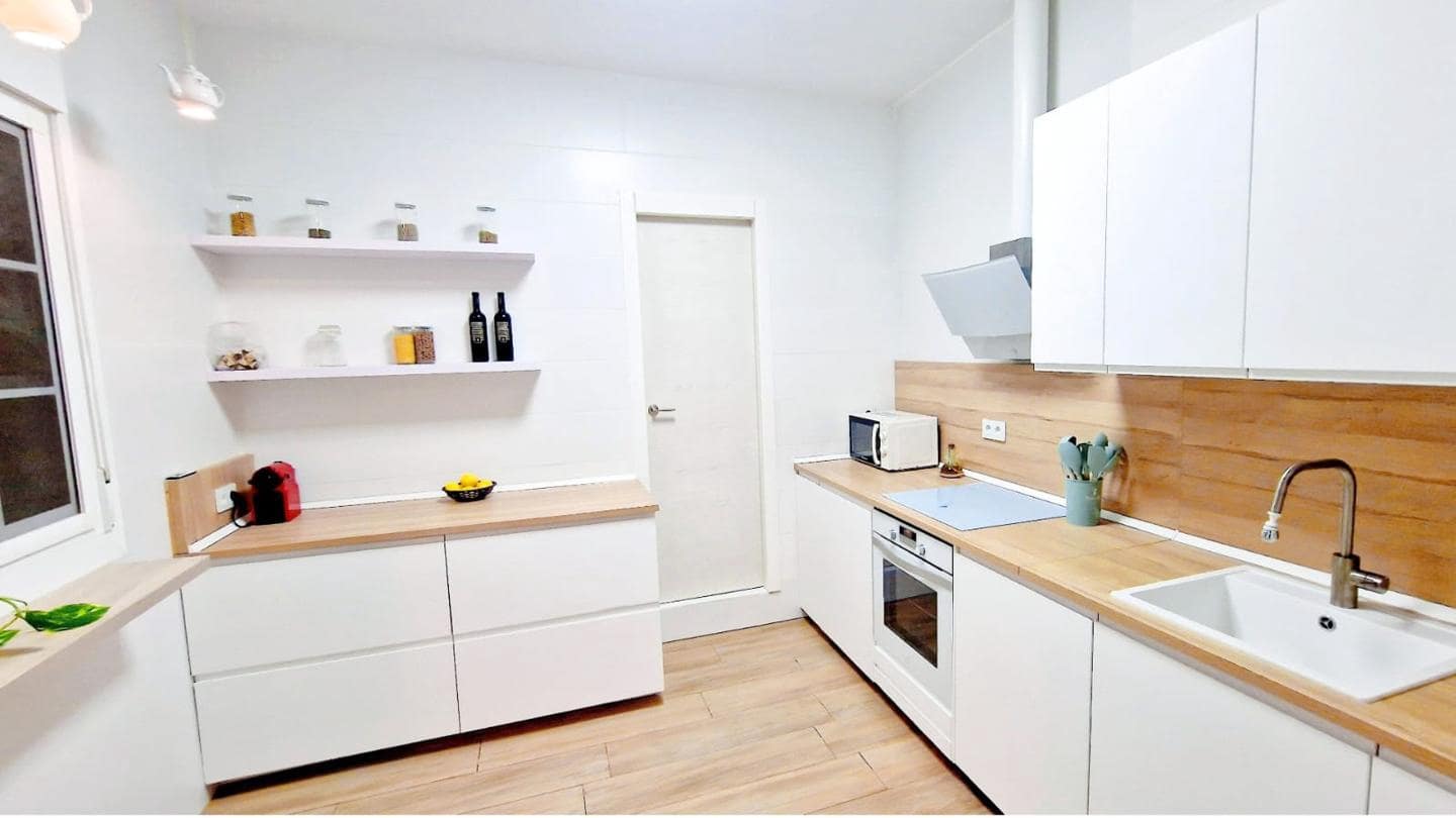 2 sypialnia Willa na sprzedaż w Miasto Alicante / Alacant z garażem - 630 000 € (Ref: 9337280)