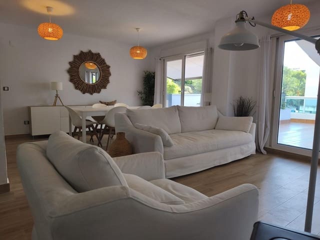 4 makuuhuone Asunto myytävänä paikassa Coveta Fuma, El Campello - 515 000 € (Ref: 9357939)