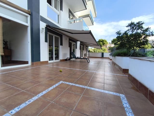 4 makuuhuone Asunto myytävänä paikassa Coveta Fuma, El Campello - 515 000 € (Ref: 9357939)