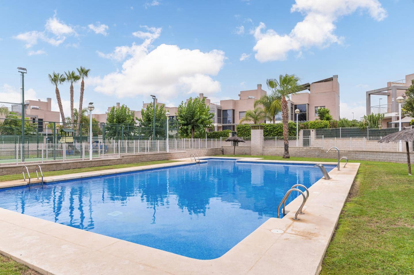 5 bedroom Villa for sale in Muchamiel / Mutxamel with pool - € 700,000 (Ref: 9379719)