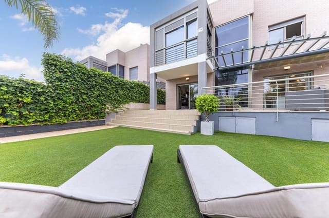 5 bedroom Villa for sale in Muchamiel / Mutxamel with pool - € 700,000 (Ref: 9379719)