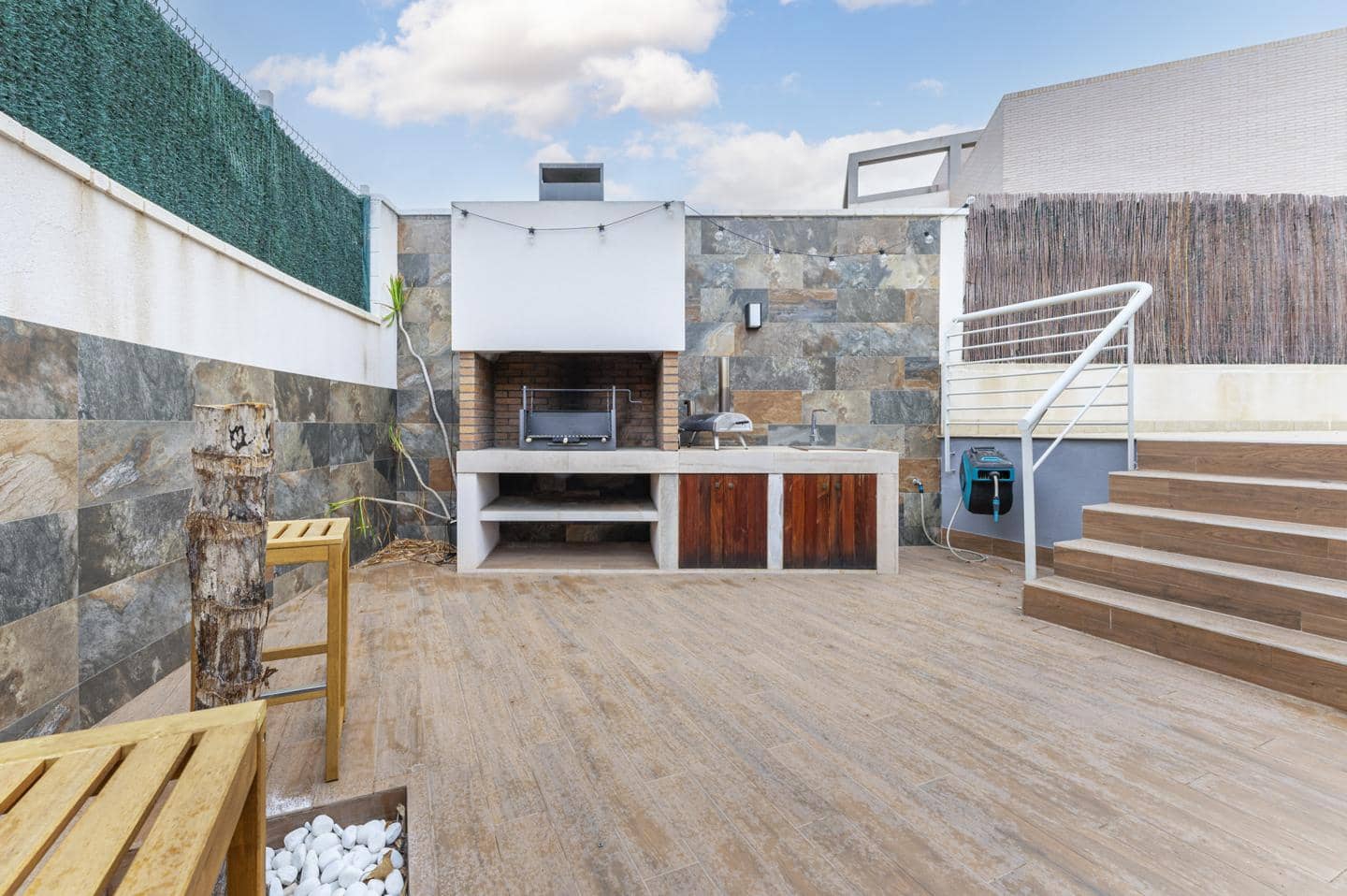 5 bedroom Villa for sale in Muchamiel / Mutxamel with pool - € 700,000 (Ref: 9379719)