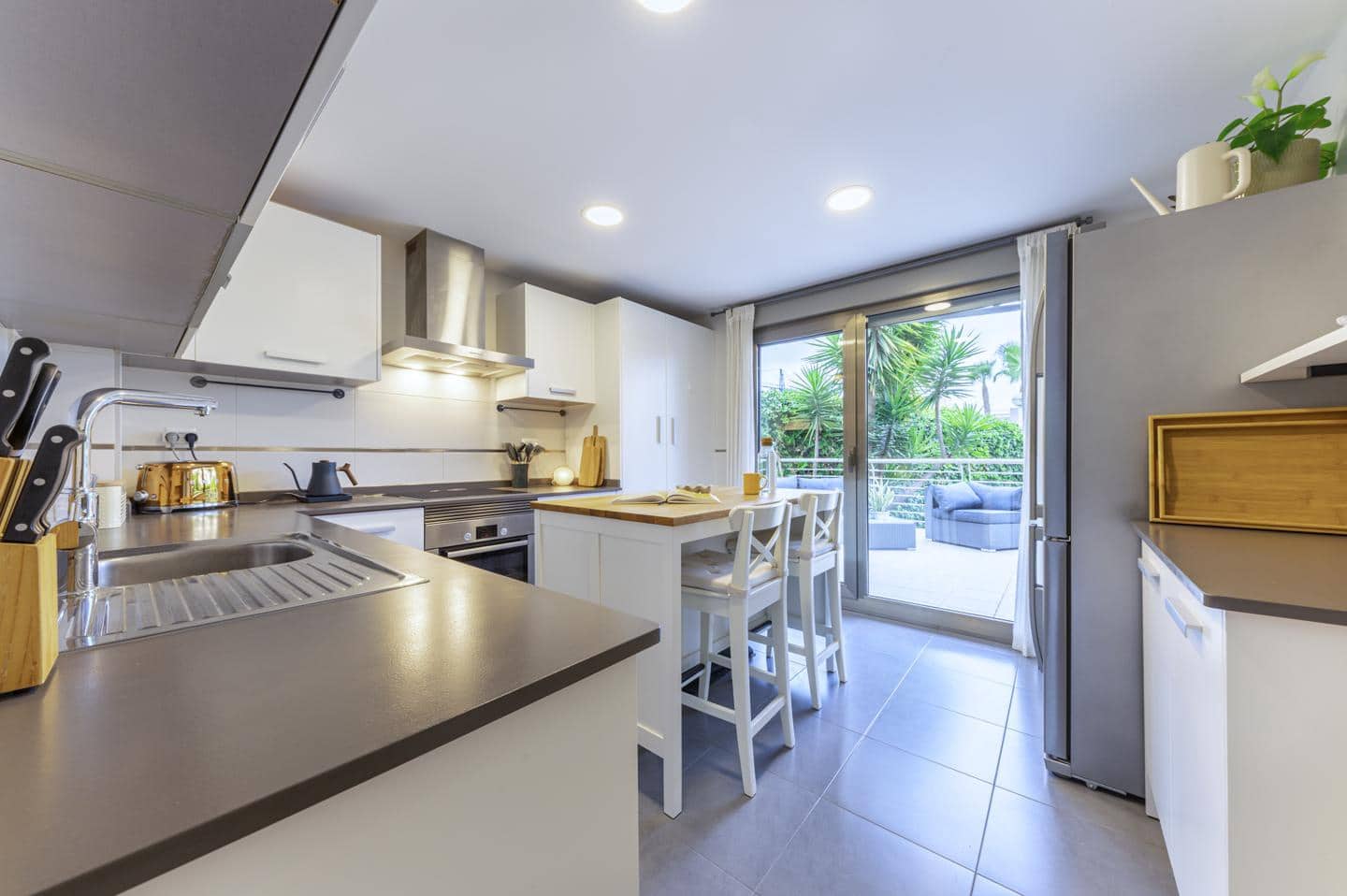 5 bedroom Villa for sale in Muchamiel / Mutxamel with pool - € 700,000 (Ref: 9379719)